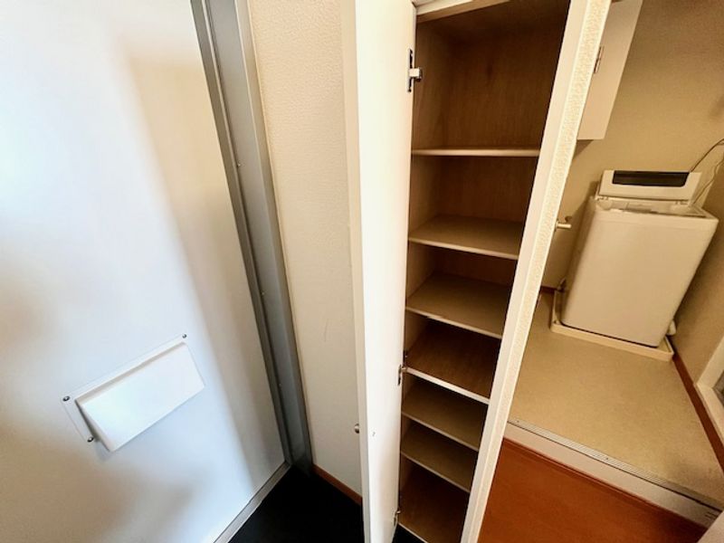 レオパレスパーチェ 収納
