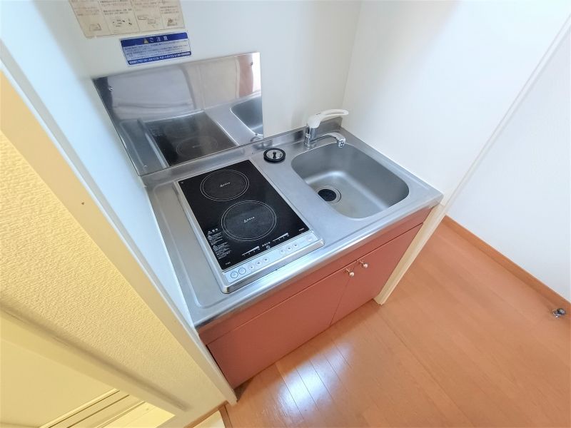 レオパレスイースト　ストーン キッチン