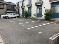 レオネクストカズキ 駐車場