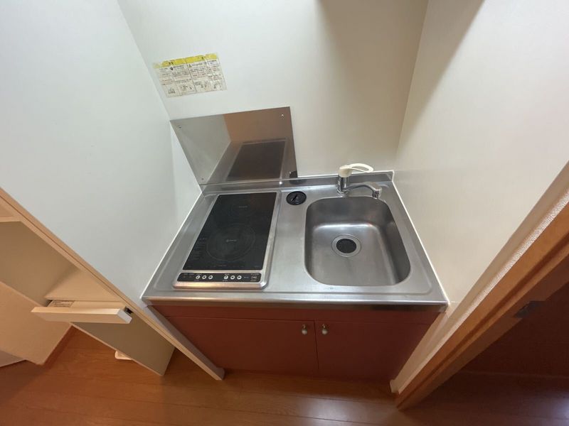 レオパレスブルーカナリア キッチン