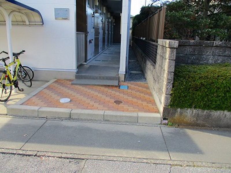 レオパレスカーサエスペランサ エントランス