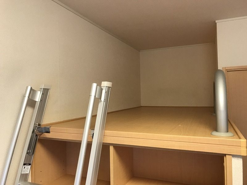 レオパレスフロントコート 収納