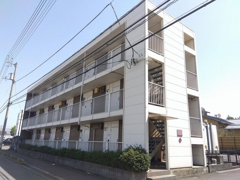 レオパレスシャルム瀬戸 外観