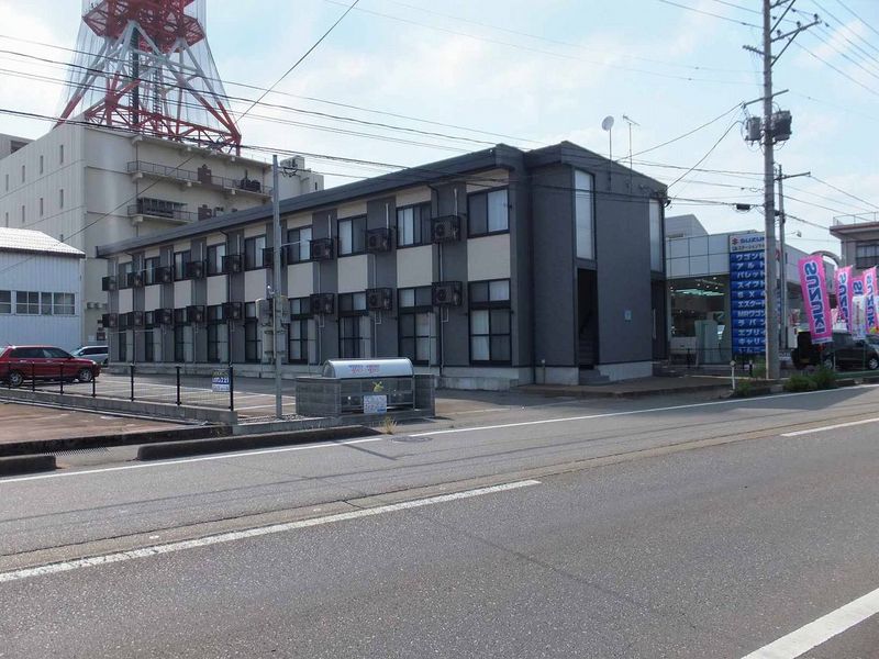 レオパレス夏 外観