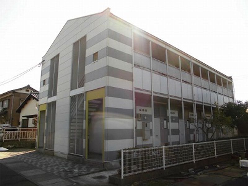 レオパレスメイプル 外観