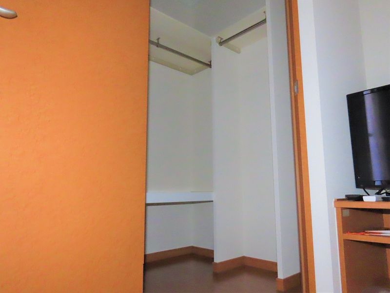 レオパレスプレジール緑が丘 収納