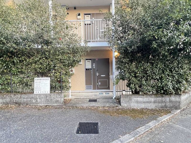 leopalace Morishita Entrance