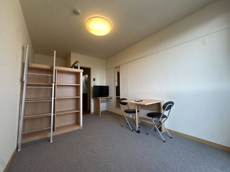 leopalace Behind Tronchino 거실