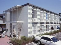 レオパレスグリーンヒルズ 外観