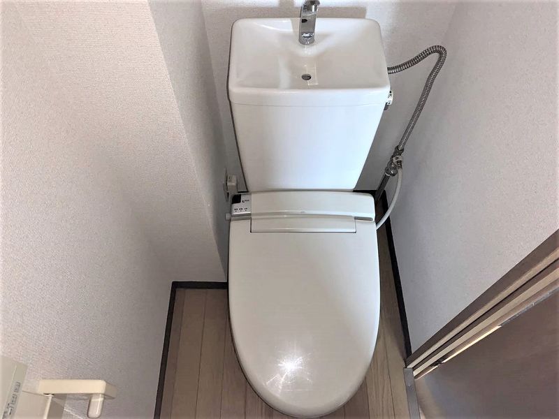 レオパレス楠 トイレ