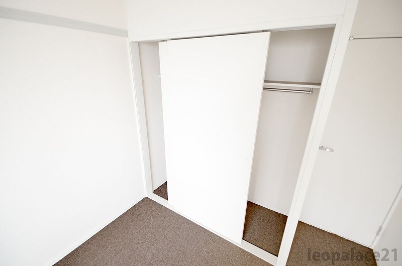レオパレスヒルタウン西山 収納