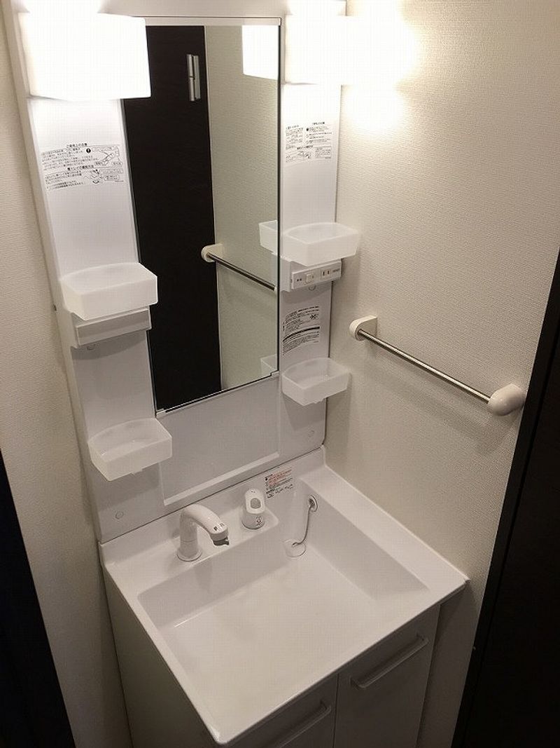 CLEINO POP Hanada Washroom