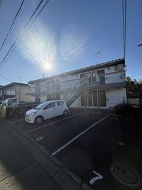 レオパレスベルエポック 駐車場