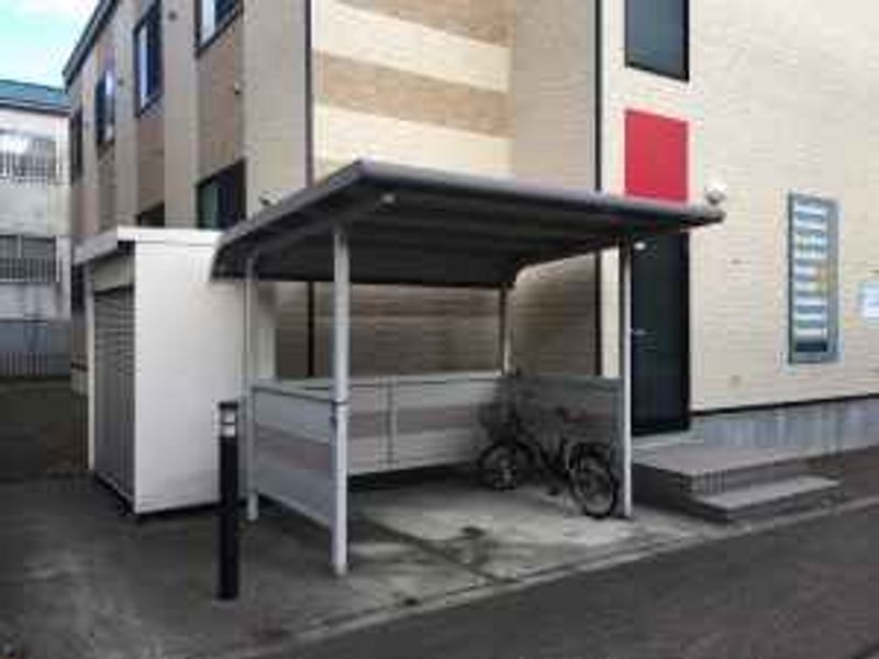 レオパレスタキオン 共用部分