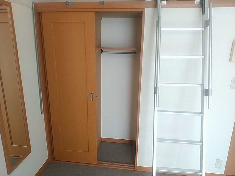 レオパレスルミエール野上 収納