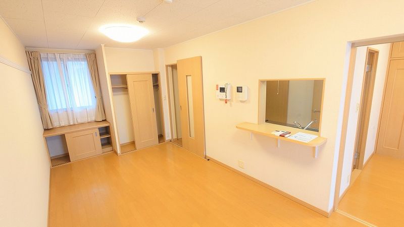 レオパレスたかぎ 居間