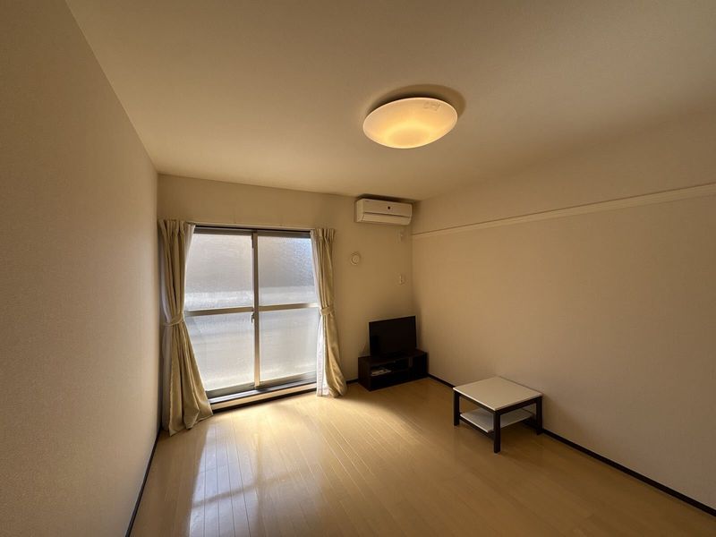 CLEINO HAKODA 客厅