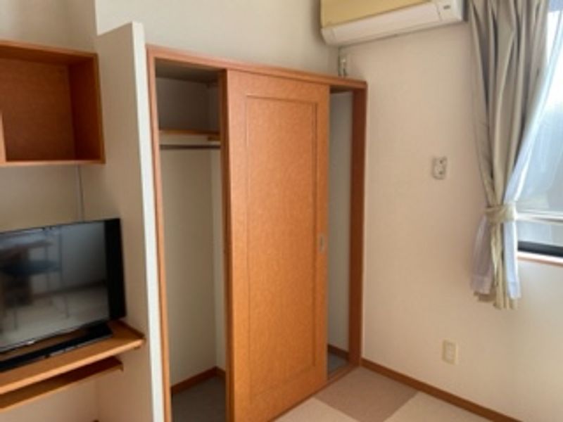 レオパレスアクア 収納