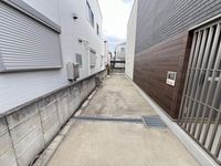 CLEINO Adagio Lối vào