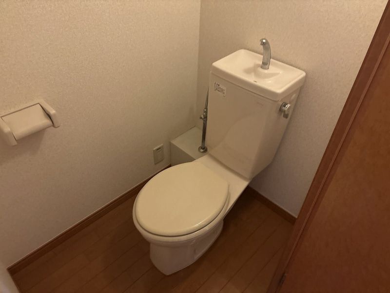 レオパレスおおすみ トイレ