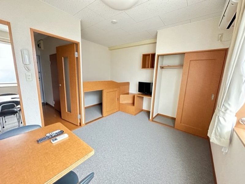 レオパレスボンジュール 居間