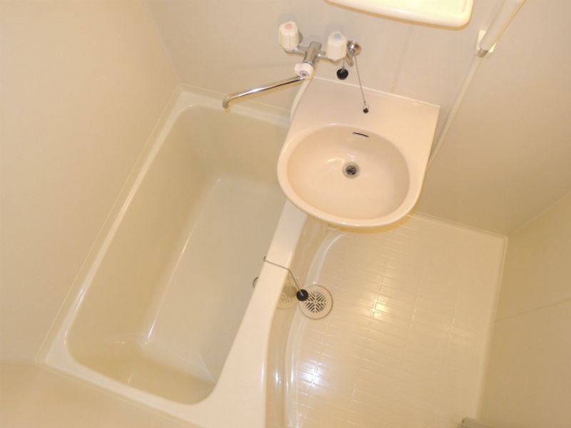 leopalace Fiore Tsukisamu Bathroom