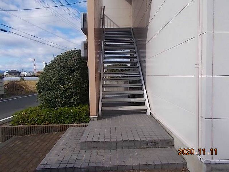 レオパレスルミエールはらだ 共用部分