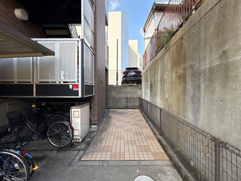 leopalace Sugou Entrance