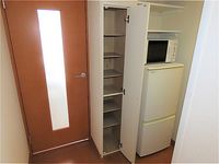 レオパレスシャルロット 収納