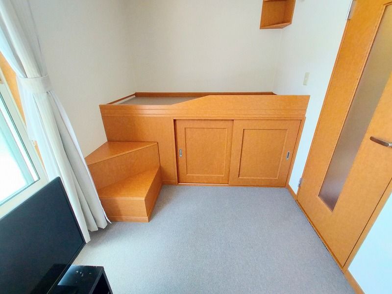 レオパレスアズール新大阪 寝室