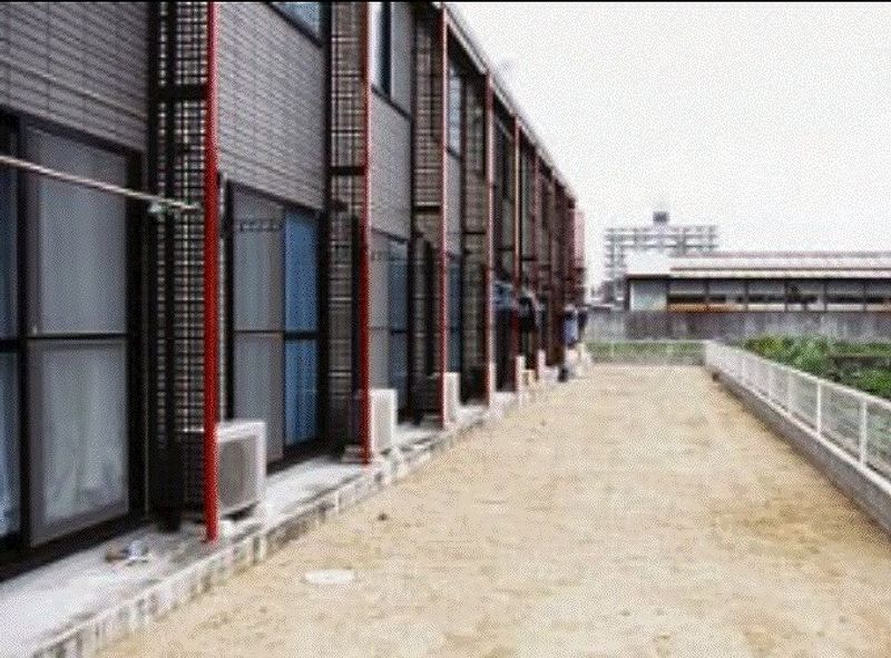 レオパレスフローラⅡ バルコニー
