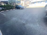 レオパレスエスポ牛川通Ⅲ 駐車場