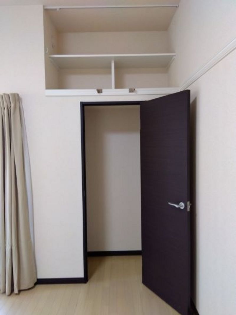 レオネクストオリーブハウス 収納