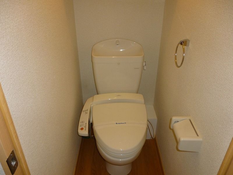 レオパレス東島田 トイレ