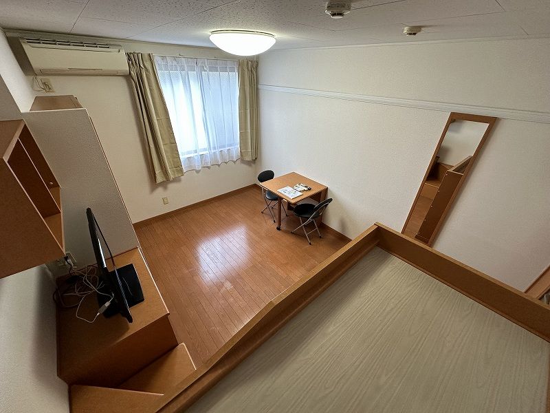 レオパレス太陽 居間