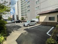 レオパレスローレル相生 駐車場