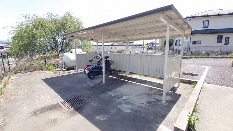 レオパレスひまわり 共用部分