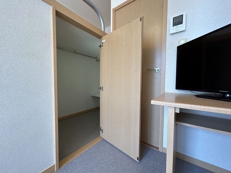 レオパレスさざんか 収納