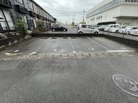 レオパレス新川Ⅱ 駐車場
