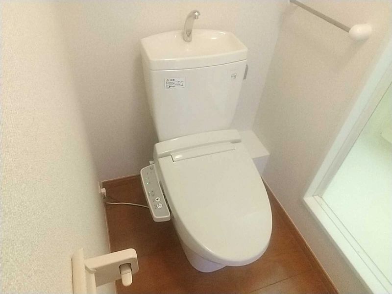 レオパレス慶弐番館 トイレ