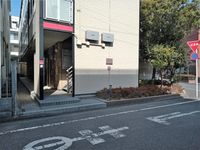 レオパレス美女 エントランス