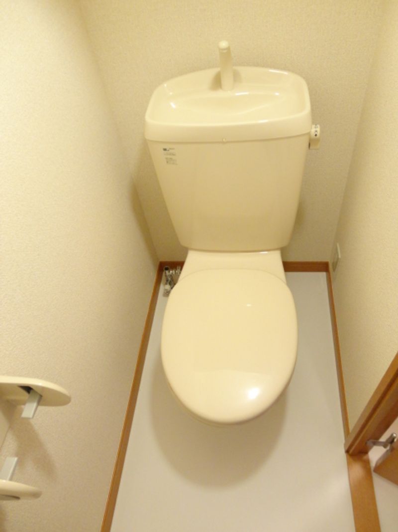 レオパレス樹木 トイレ