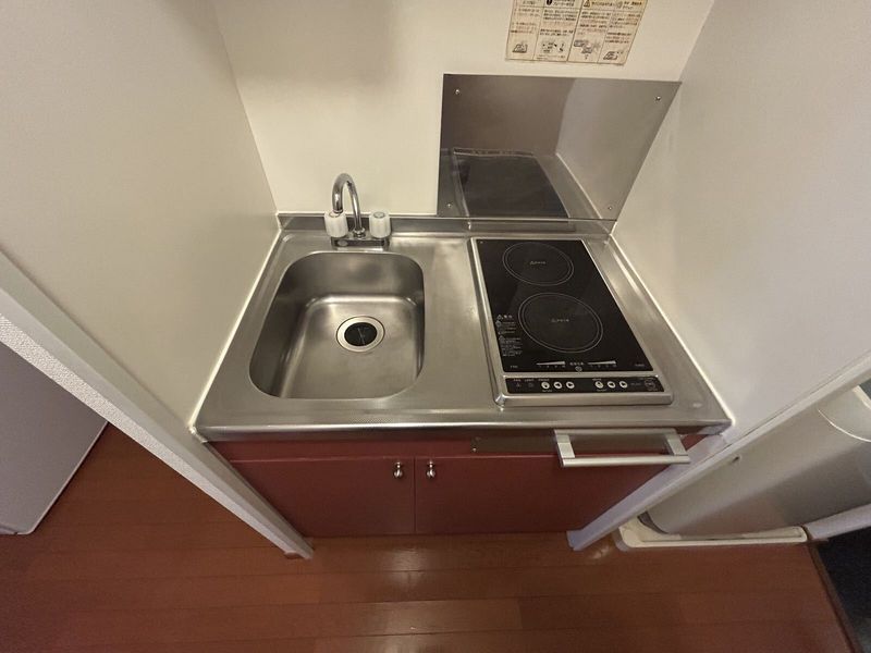 レオパレスサンローラン キッチン