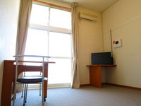 レオパレス小町Ａ 居間
