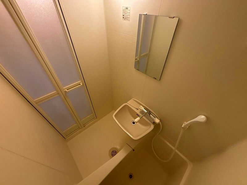 レオパレスレガーロ中十条 風呂