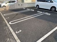 クレイノ西深津 駐車場