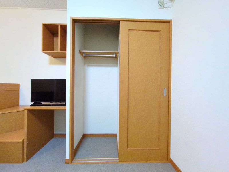 レオパレス睦 収納
