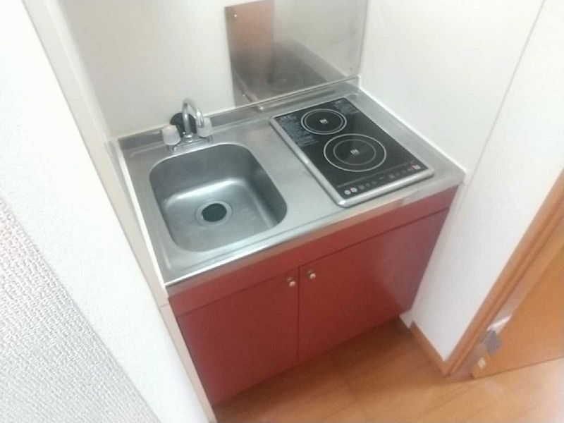 レオパレスウェアハウス キッチン
