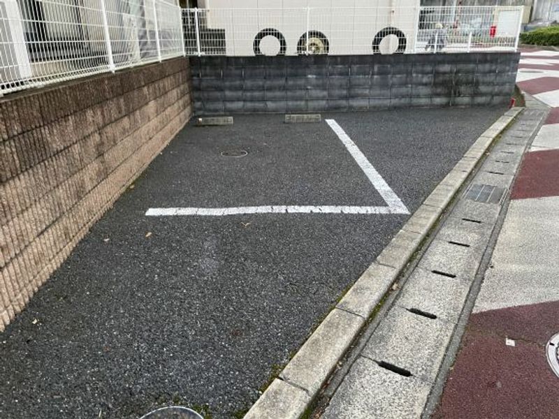 レオパレス天台 駐車場