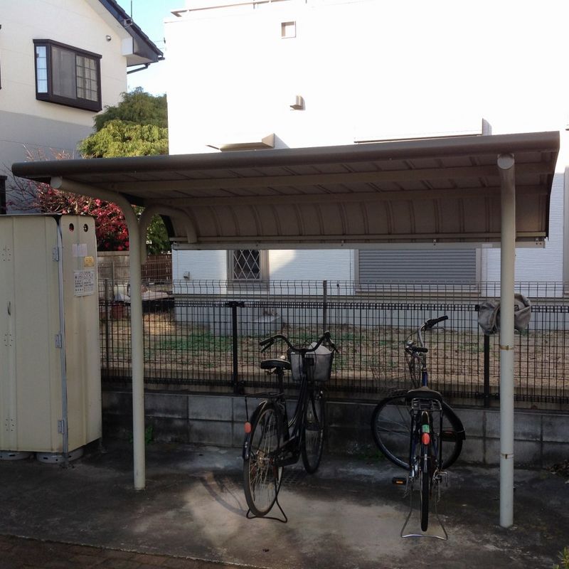 レオパレスＣｈａｒｍａｎ 共用部分